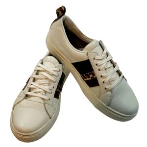Kaanas~Size 6~White Cheetah Side Stripes Sneaker.